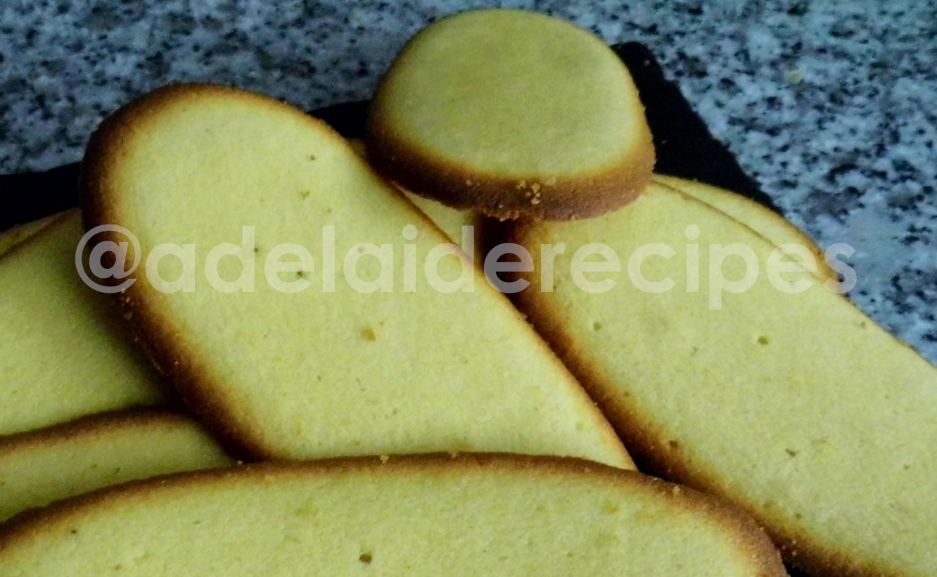Cat's Tongue Biscuit