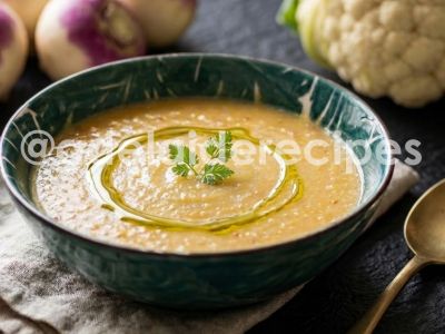 Cauliflower and Carrot Soup | Healthy, Creamy and Delicious Recipe!