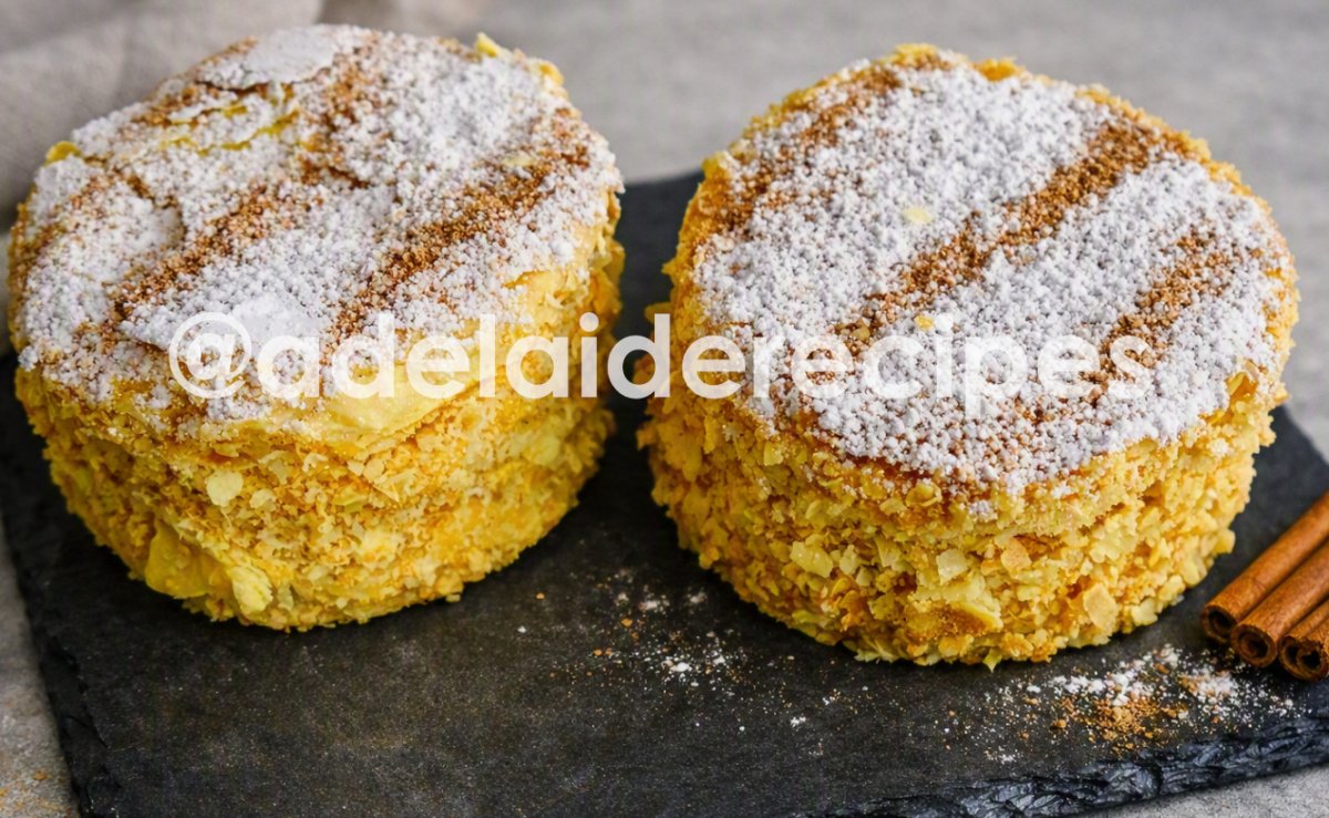 Tambores | Puff Pastry with Pastry Cream